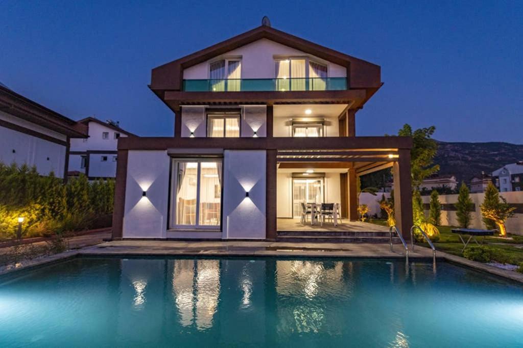 Bella- 4 Bedroom Holiday Villa In Oludeniz فتحية المظهر الخارجي الصورة